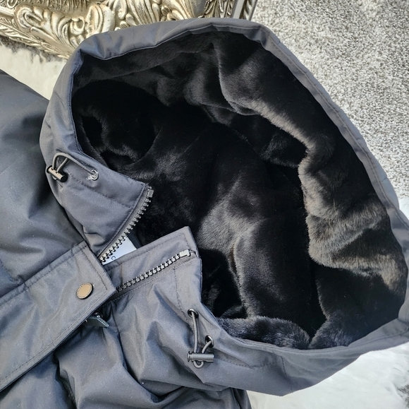 Rebecca Minkoff Womens Taslon Jacket. Black. Size XL. New. Ideal for wet weath - Picture 6 of 13